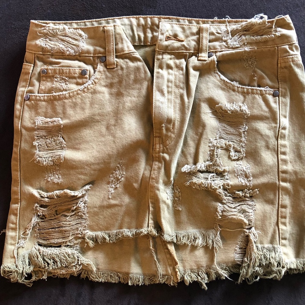 Distressed denim skirt